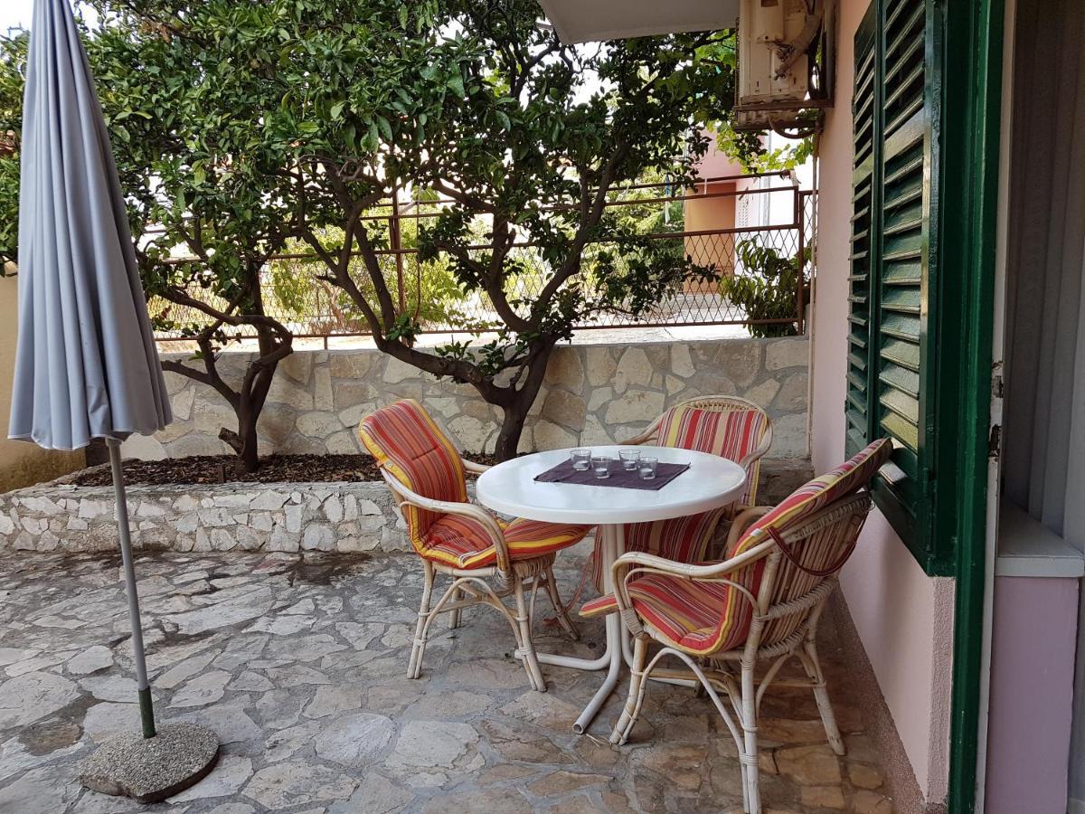 Apartments Lujo Primošten Εξωτερικό φωτογραφία