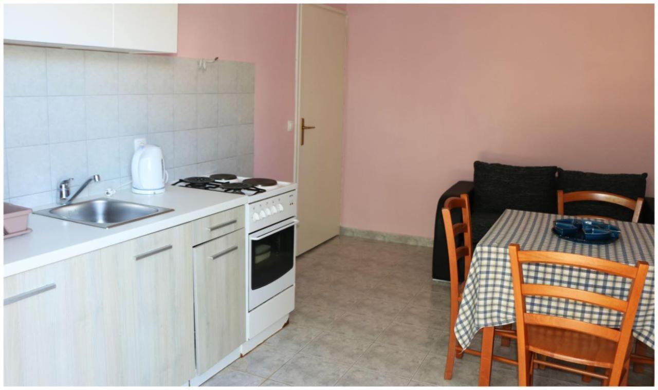 Apartments Lujo Primošten Εξωτερικό φωτογραφία